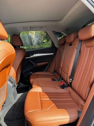 AUDI-Q5-2021