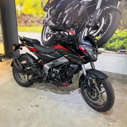 BAJAJ-DOMINAR NS160-2026