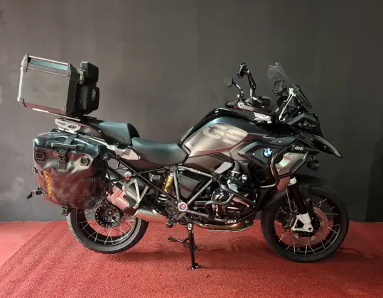 BMW R 1250 GS TRIPLE BLACK 