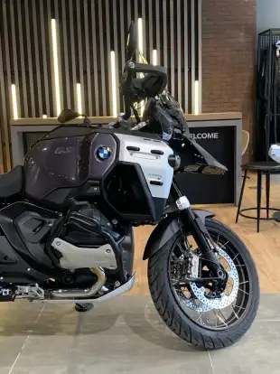 BMW-R 1300 GS ADVENTURE TRIPLE BLACK-2026