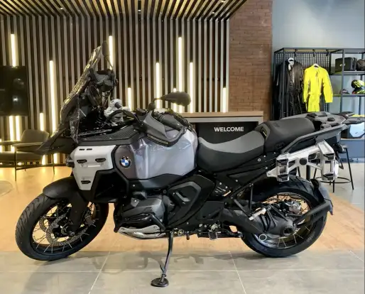 BMW-R 1300 GS ADVENTURE TRIPLE BLACK-2026