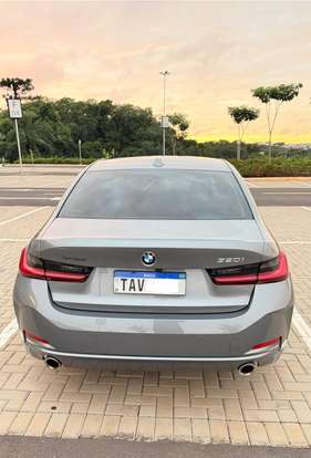 BMW-320i-2024