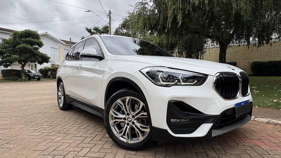 BMW X1 2.0 16V TURBO ACTIVEFLEX SDRIVE20I 4P AUTOMÁTICO