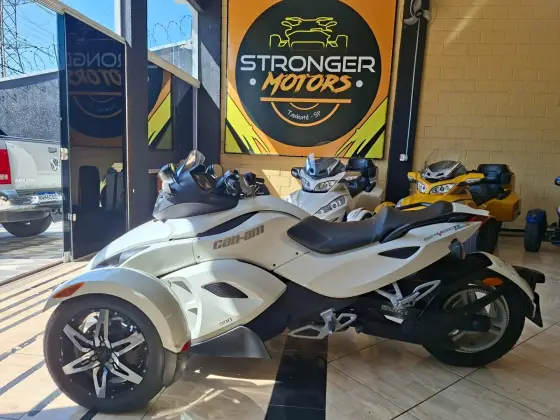 CAN-AM SPYDER RS-S 