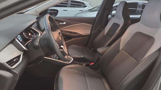 CHEVROLET-ONIX-2024
