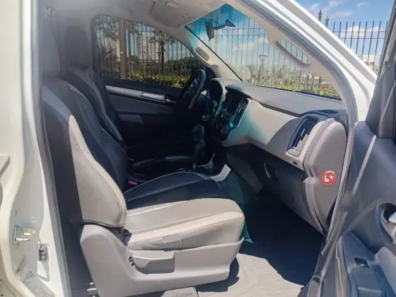 /en/city/cate-car-used-car/title-45105223973341184/-7