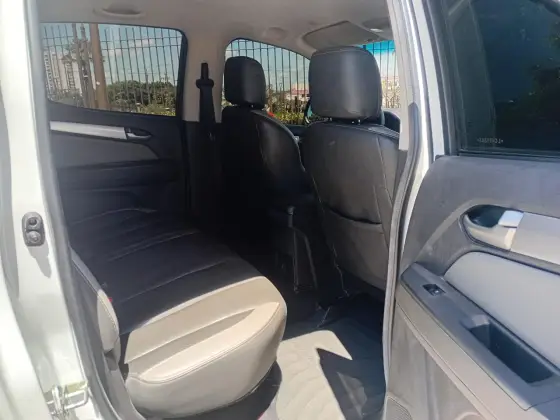 /en/city/cate-car-used-car/title-45105223973341184/-8