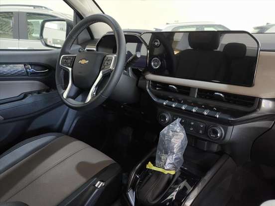 CHEVROLET-S10-2.8 16V TURBO DIESEL HIGH COUNTRY CD 4X4 AUTOMÁTICO CHEVROLET-S10-2025