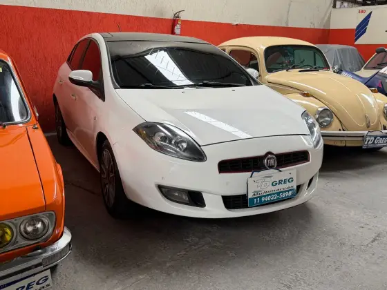 FIAT BRAVO 1.8 SPORTING 16V FLEX 4P AUTOMATIZADO FIAT BRAVO 1.8 SPORTING 16V FLEX 4P AUTOMATIZADO