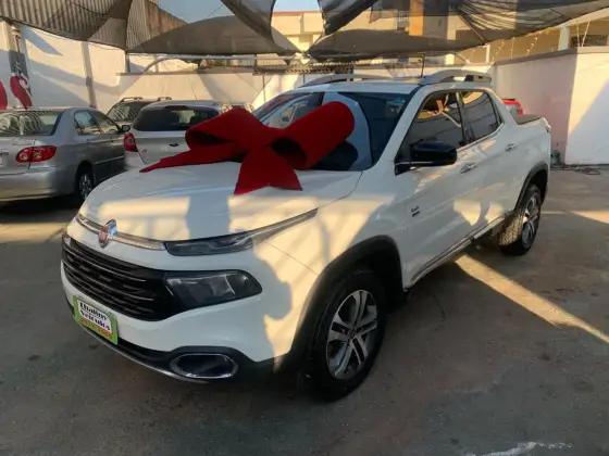 FIAT TORO 2.0 16V TURBO DIESEL VOLCANO 4WD AT9 FIAT TORO 2.0 16V TURBO DIESEL VOLCANO 4WD AT9