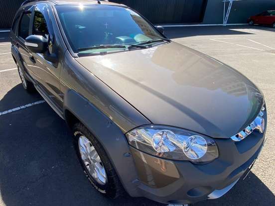 FIAT-PALIO-1.8 MPI ADVENTURE WEEKEND 16V FLEX 4P AUTOMATIZADO FIAT-PALIO-2014