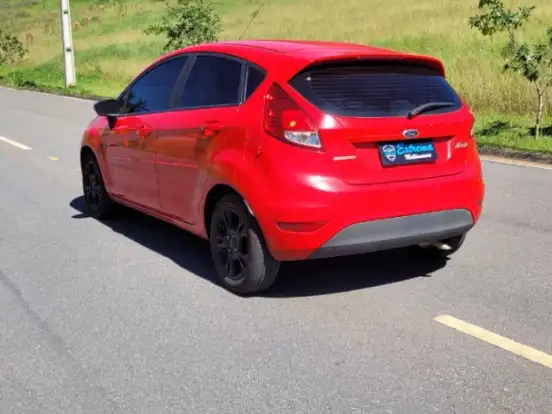 FORD-FIESTA-1.6 SE HATCH 16V FLEX 4P POWERSHIFT FORD-FIESTA-2013