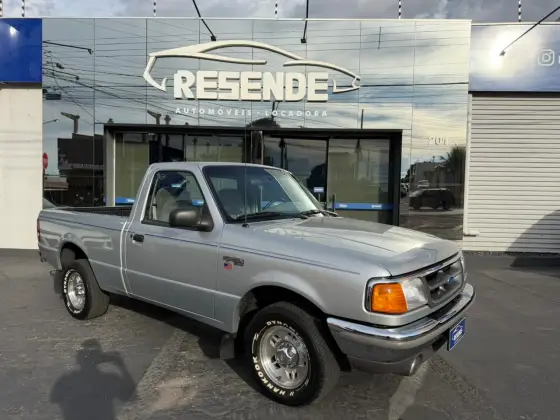FORD RANGER 4.0 XLT 4X2 CS V6 12V GASOLINA 2P MANUAL