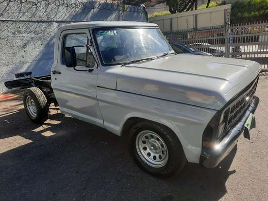 FORD-F-1000-3.9 SUPER SÉRIE 4X2 CS 8V TURBO DIESEL 2P MANUAL FORD-F-1000-1983