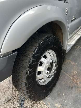 FORD-F-4000-2011