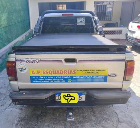 FORD-RANGER-2001
