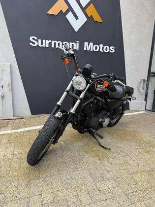 HARLEY-DAVIDSON SPORTSTER XL 883N IRON 