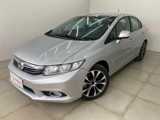 HONDA CIVIC 2.0 LXR 16V FLEX 4P AUTOMÁTICO HONDA CIVIC 2.0 LXR 16V FLEX 4P AUTOMÁTICO