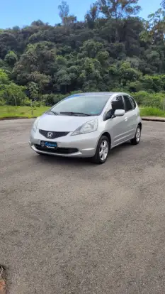 HONDA-FIT-2009