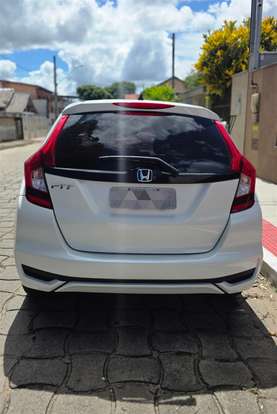 HONDA-FIT-2017