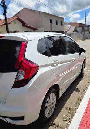 HONDA-FIT-2017