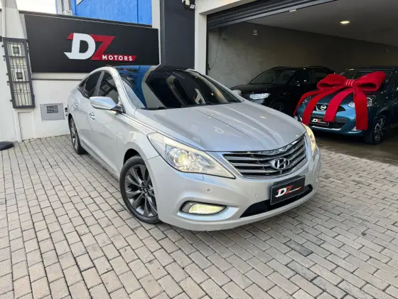 HYUNDAI AZERA 3.0 MPFI GLS V6 24V GASOLINA 4P AUTOMÁTICO HYUNDAI AZERA 3.0 MPFI GLS V6 24V GASOLINA 4P AUTOMÁTICO
