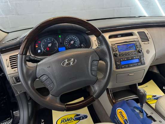 HYUNDAI-AZERA-2008