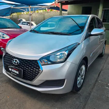 HYUNDAI HB20S 1.6 COMFORT PLUS 16V FLEX 4P AUTOMÁTICO