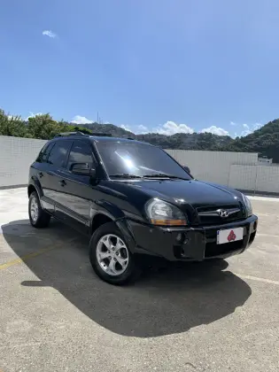 HYUNDAI TUCSON 2.0 MPFI GLS 16V 143CV 2WD GASOLINA 4P AUTOMÁTICO