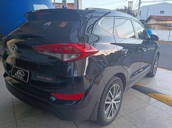 HYUNDAI-TUCSON-2017