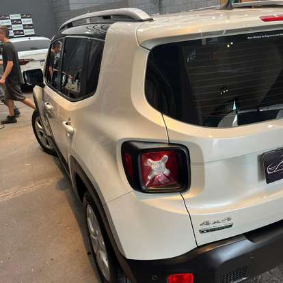 JEEP-RENEGADE-2.0 16V TURBO DIESEL LIMITED 4P 4X4 AUTOMÁTICO JEEP-RENEGADE-2017