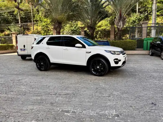 LAND ROVER-DISCOVERY SPORT-2.0 16V SI4 TURBO GASOLINA HSE 4P AUTOMÁTICO LAND ROVER-DISCOVERY SPORT-2017