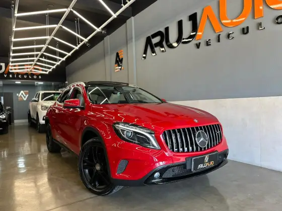 MERCEDES-BENZ GLA 200 1.6 CGI ENDURO 16V TURBO FLEX 4P AUTOMÁTICO