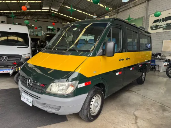 MERCEDES-BENZ SPRINTER 2.2 FURGÃO 311 CDI CURTO DIESEL 3P MANUAL