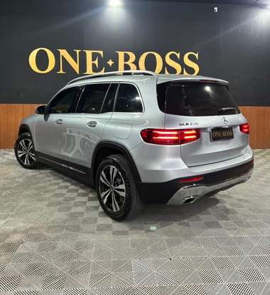 MERCEDES-BENZ-GLB 220-2024