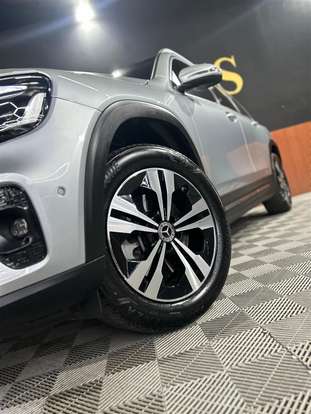 MERCEDES-BENZ-GLB 220-2024