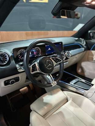 MERCEDES-BENZ-GLB 220-2024