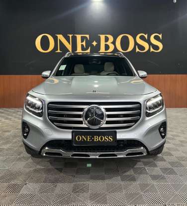 MERCEDES-BENZ-GLB 220-2024