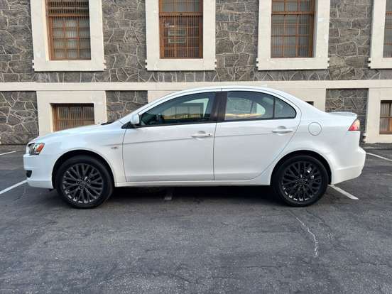 MITSUBISHI-LANCER-2019