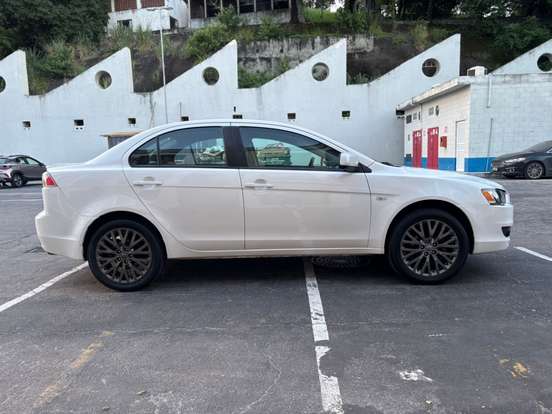 MITSUBISHI-LANCER-2.0 HL-T 16V GASOLINA 4P AUTOMÁTICO MITSUBISHI-LANCER-2019