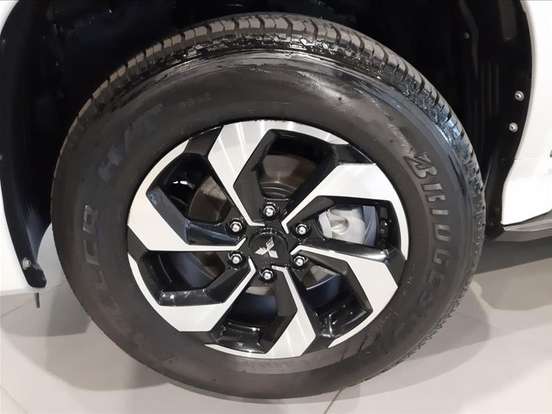 MITSUBISHI-PAJERO SPORT-2.4 16V MIVEC TURBO DIESEL HPE AWD AUTOMÁTICO MITSUBISHI-PAJERO SPORT-2024