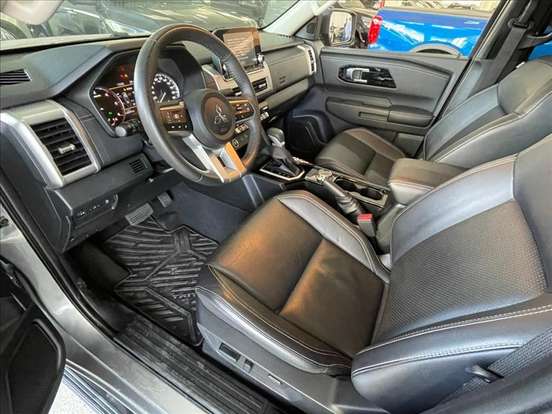 MITSUBISHI-TRITON-2.4 BITURBO DIESEL CD HPE 4X4 AUTOMÁTICO MITSUBISHI-TRITON-2025