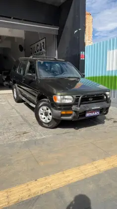 NISSAN PATHFINDER 3.3 SE 4X4 V6 12V GASOLINA 4P AUTOMÁTICO