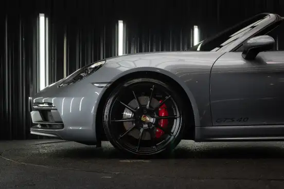 PORSCHE-718-2024
