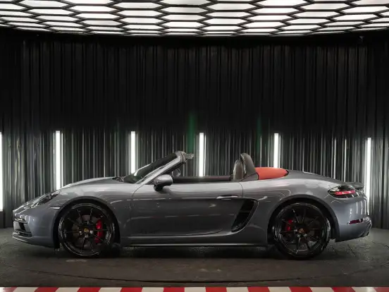 PORSCHE-718-4.0 H6 GASOLINA BOXSTER GTS PDK PORSCHE-718-2024