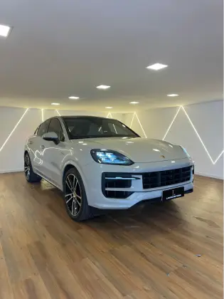 PORSCHE CAYENNE 3.0 V6 E-HYBRID COUPÉ AWD TIPTRONIC S PORSCHE CAYENNE 3.0 V6 E-HYBRID COUPÉ AWD TIPTRONIC S