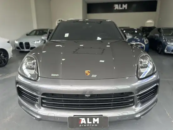 PORSCHE-CAYENNE-2020