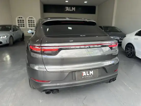 PORSCHE-CAYENNE-2020
