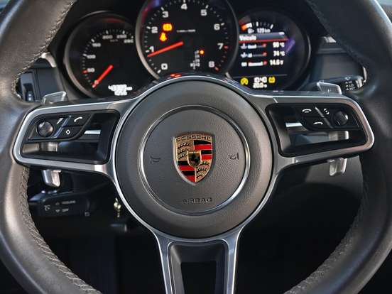 PORSCHE-MACAN-2.0 16V GASOLINA 4P AUTOMÁTICO PORSCHE-MACAN-2021