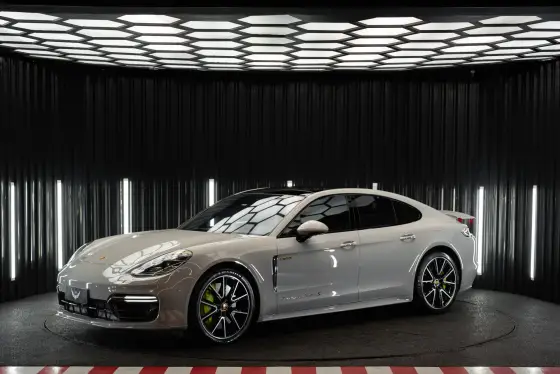 PORSCHE PANAMERA 4.0 V8 E-HYBRID TURBO S PDK